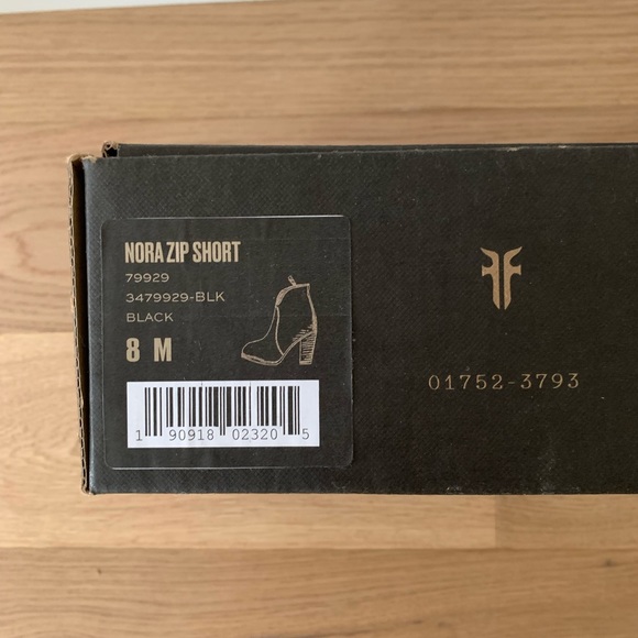 Frye Nora Zip Short Boots Size 8 - Picture 6 of 8